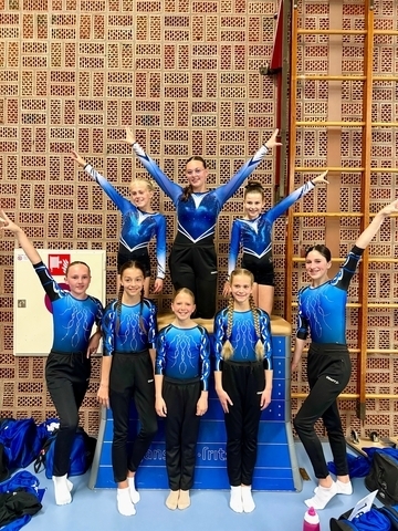 groepsfoto turnsters GV Best regiofinale MB4 Jeugd en Junior